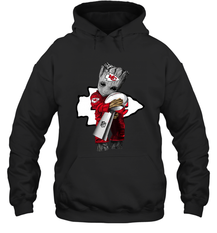 Baby Groot Kansas City Chiefs Hug Super Bowl Champions Hoodie - kambletee Baby Groot Kansas City Chiefs Hug Super Bowl Champions Hoodie - kambletee