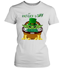 Baby Yoda The Mandalorian Happy St Patrick's Day Women's T-Shirt - kambletee