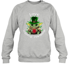 Baby Yoda hug St Patricks Day Irish love loyalty friendship Sweatshirt - kambletee