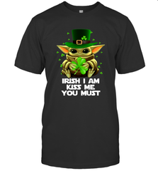 Baby Yoda hug Irish I am kiss me you must Men's T-Shirt - kambletee