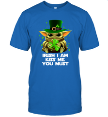Baby Yoda hug Irish I am kiss me you must Men's T-Shirt - kambletee