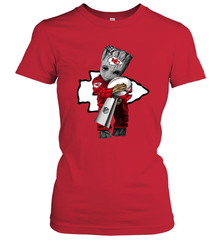 Baby Groot Kansas City Chiefs Hug Super Bowl Champions Women's T-Shirt - kambletee