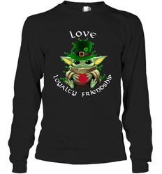 Baby Yoda hug St Patricks Day Irish love loyalty friendship Long Sleeve T-Shirt - kambletee