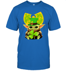 Wu Tang Clan baby Yoda hug Irish clover Men's T-Shirt - kambletee