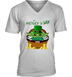 Baby Yoda The Mandalorian Happy St Patrick's Day Men's V-Neck - kambletee