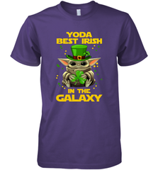 Baby Yoda Best Irish In The Galaxy Premium Men's T-Shirt - kambletee