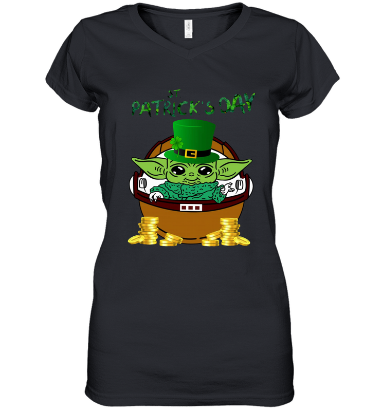 Baby Yoda The Mandalorian Happy St Patrick's Day Women's V-Neck - kambletee