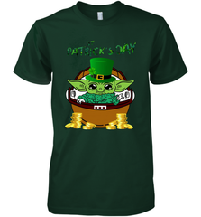 Baby Yoda The Mandalorian Happy St Patrick's Day Premium Men's T-Shirt - kambletee