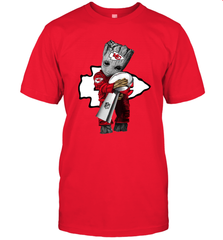 Baby Groot Kansas City Chiefs Hug Super Bowl Champions Men's T-Shirt - kambletee