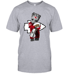 Baby Groot Kansas City Chiefs Hug Super Bowl Champions Men's T-Shirt - kambletee