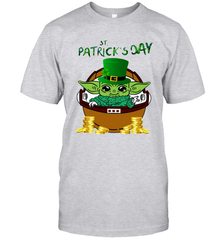 Baby Yoda The Mandalorian Happy St Patrick's Day Men's T-Shirt - kambletee