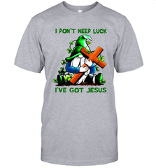 I dont need luck Ive got Jesus Men's T-Shirt - kambletee