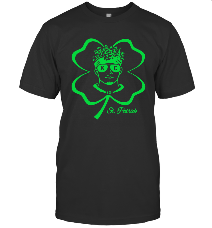 St Patrick's day Patrick Mahomes Kansas City Chiefs Men's T-Shirt - kambletee