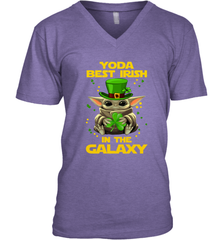 Baby Yoda Best Irish In The Galaxy Men's V-Neck - kambletee