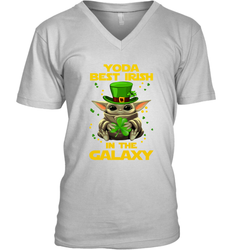 Baby Yoda Best Irish In The Galaxy Men's V-Neck - kambletee