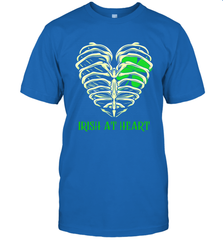 Irish at heart St Patricks Day Men's T-Shirt - kambletee